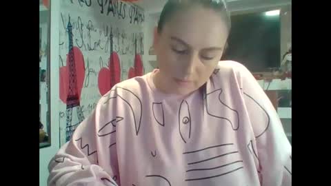 Snapshot of venusina07 chatting on October 25, 8:55 am VENUSINA07 online show from October 25, 8:55 am