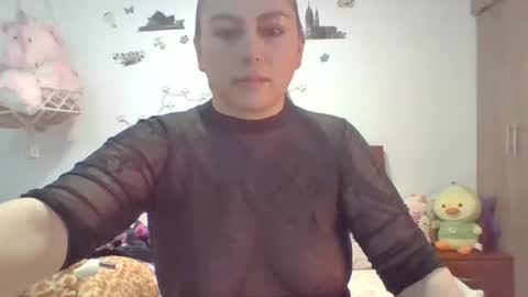 Snapshot of venusina07 chatting on November 3, 12:06 pm VENUSINA07 online show from November 3, 12:06 pm