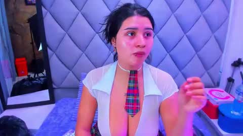 Venusowen  online show from November 29, 1:58 pm