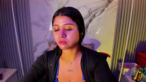 Venusowen  online show from May 4, 2:02 pm