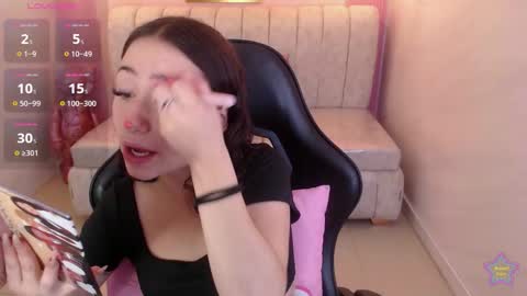 venuss online show from February 21, 1:01 pm