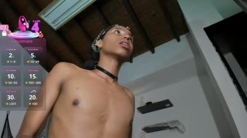 venuss_03 online show from October 26, 3:51 pm