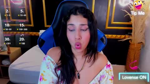 Nice to greet you my name is Vanessa  online show from February 17, 1:10 pm