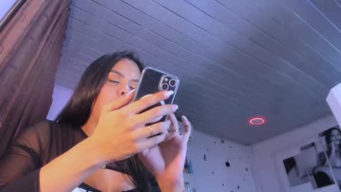 ---Venuz--- online show from March 9, 9:35 am