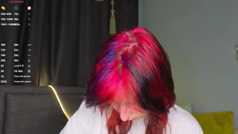 Erica online show from January 18, 8:12 pm