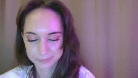 Snapshot of veralush chatting on October 25, 1:40 pm Una online show from October 25, 1:40 pm