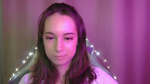 Snapshot of veralush chatting on November 15, 1:51 pm Una online show from November 15, 1:51 pm