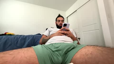 IslandChild online show from February 28, 9:49 pm