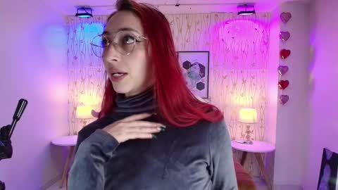 Snapshot of vermelha_gremory1 chatting on December 15, 11:45 am vermelha gremory1 online show from December 15, 11:45 am