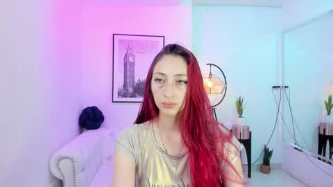 Snapshot of vermelha_gremory1 chatting on December 16, 11:07 pm vermelha gremory1 online show from December 16, 11:07 pm