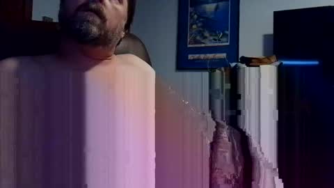 vermontguy76 online show from December 16, 7:00 pm