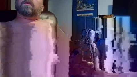 vermontguy76 online show from December 17, 4:23 am