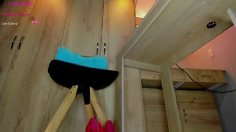 Goddess Veronica online show from December 6, 8:29 pm