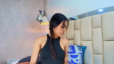 Vero online show from November 15, 12:02 pm