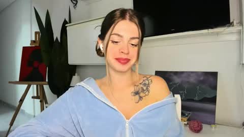 Lolitalolz online show from November 8, 5:23 pm