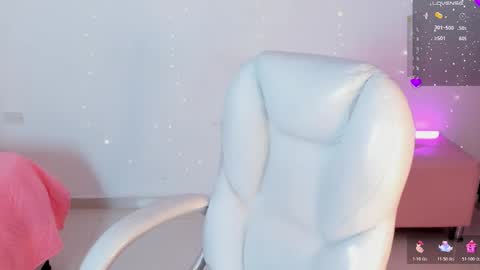 Snapshot of veronica3__ chatting on November 22, 5:39 am Vernica online show from November 22, 5:39 am