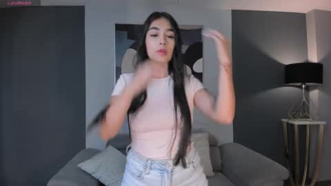 Vero  online show from October 3, 11:40 am