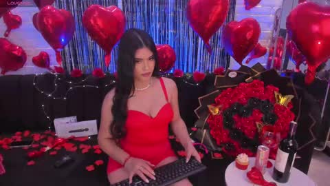 Snapshot of veronicacruz1 chatting on February 15, 5:30 am Vero online show from February 15, 5:30 am