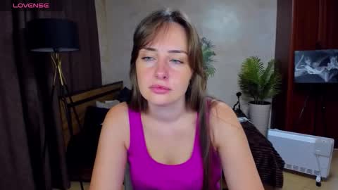 Snapshot of veronicafreman chatting on October 1, 4:29 am Veronica online show from October 1, 4:29 am