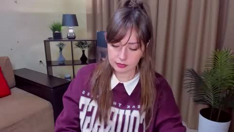 Snapshot of veronicafreman chatting on October 13, 9:31 am Veronica online show from October 13, 9:31 am