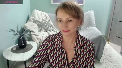 Helen online show from September 21, 5:42 am