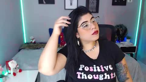 Miss Veronika online show from December 18, 11:51 pm