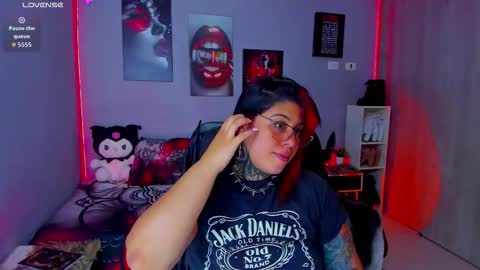 Miss Veronika online show from October 16, 9:21 am