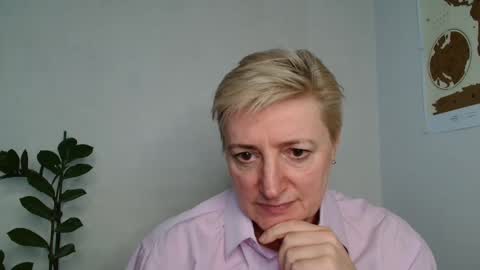 verony_ online show from March 5, 7:27 am