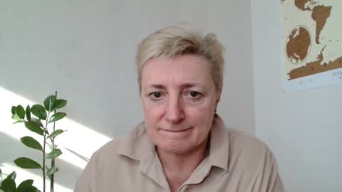 verony_ online show from March 11, 8:52 am