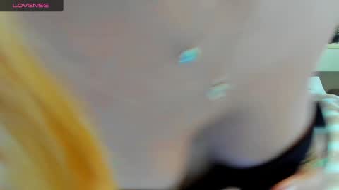 Snapshot of verrasweet4u chatting on January 28, 1:16 pm VerraSweet4u online show from January 28, 1:16 pm