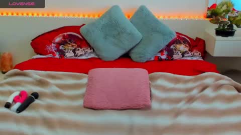 Snapshot of verrasweet4u chatting on March 5, 9:16 am VerraSweet4u online show from March 5, 9:16 am