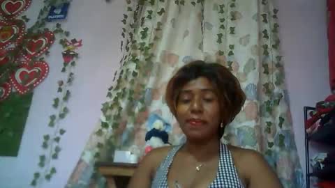 Snapshot of verronique1511 chatting on November 5, 10:04 am verronique1511 online show from November 5, 10:04 am