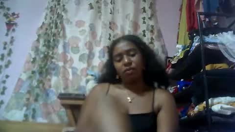 Snapshot of verronique1511 chatting on November 7, 8:03 am verronique1511 online show from November 7, 8:03 am