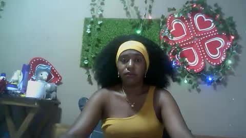 Snapshot of verronique1511 chatting on November 30, 5:33 am verronique1511 online show from November 30, 5:33 am