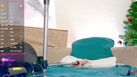 Ethan online show from December 22, 3:33 pm