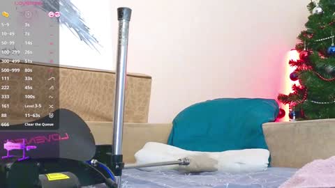 Ethan online show from December 28, 4:52 pm