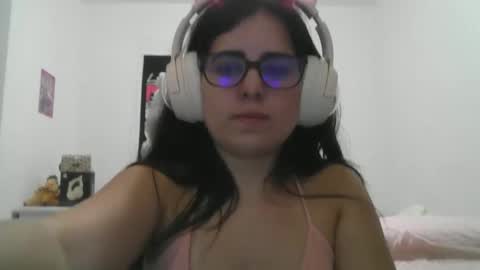 Snapshot of veruca99 chatting on November 28, 1:41 am veruca99 online show from November 28, 1:41 am