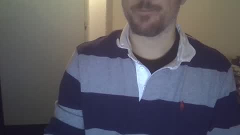 Snapshot of veryhotpervert chatting on November 26, 9:43 am veryhotpervert online show from November 26, 9:43 am