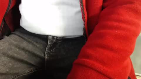 Erik online show from February 25, 7:52 am