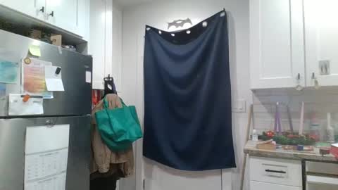 verysmallpeni online show from December 13, 11:17 pm