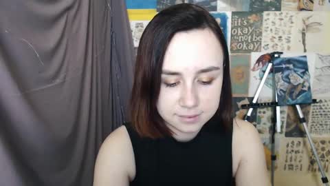 veryveryvery_shy online show from January 21, 6:43 am