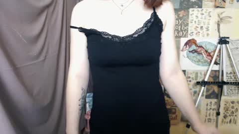 veryveryvery_shy online show from February 7, 9:47 am