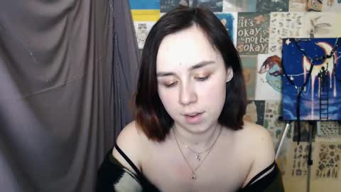 veryveryvery_shy online show from February 11, 9:42 am