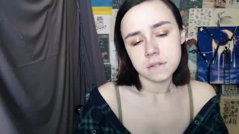 veryveryvery_shy online show from February 19, 6:44 am