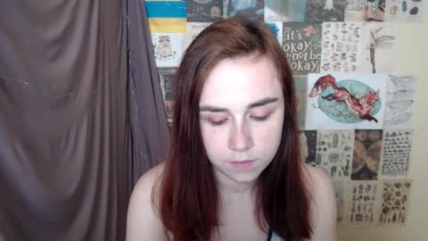 veryveryvery_shy online show from November 7, 6:46 am