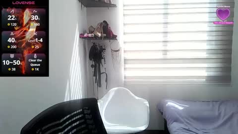 Vesper Vixen online show from September 22, 1:24 pm