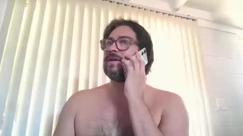 vesturelove online show from October 17, 10:45 pm