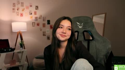 Rachel online show from December 3, 7:34 pm