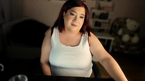 Snapshot of vi__vixen chatting on October 29, 2:08 pm Vi Vixen online show from October 29, 2:08 pm