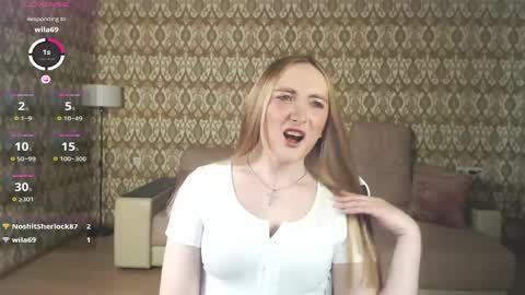 vi_luxxxy online show from April 25, 2:03 am